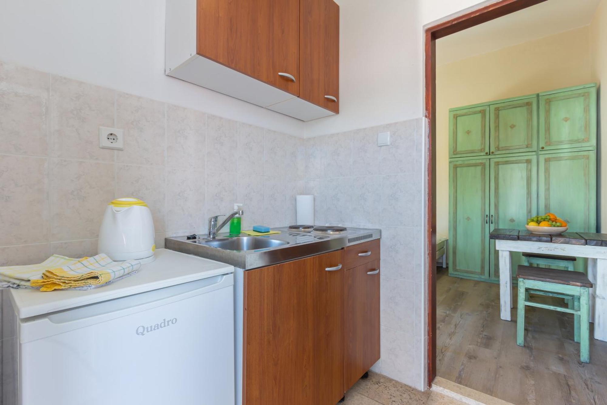 Rooms & Studio Apartments By The Way 巴斯卡 外观 照片